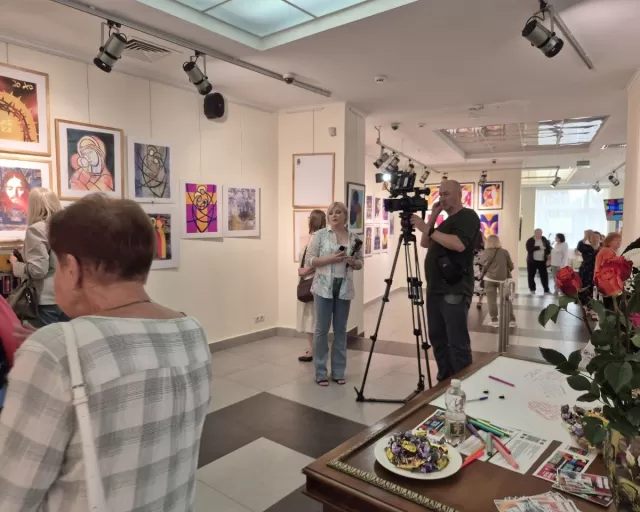 Сотрудники ОАО "Моготекс" посетили выставку Плаксина Валерия Николаевича