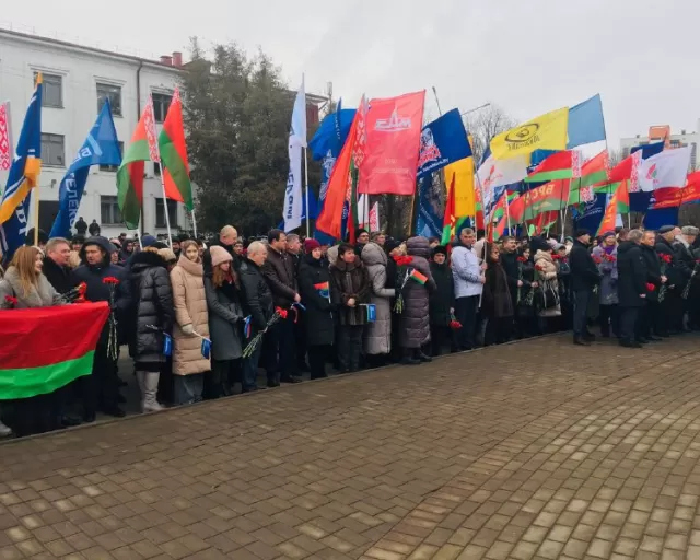 15 февраля коллектив ОАО "Моготекс" принял участие в митинге-реквиеме, посвященном Дню памяти воинов-интернационалистов