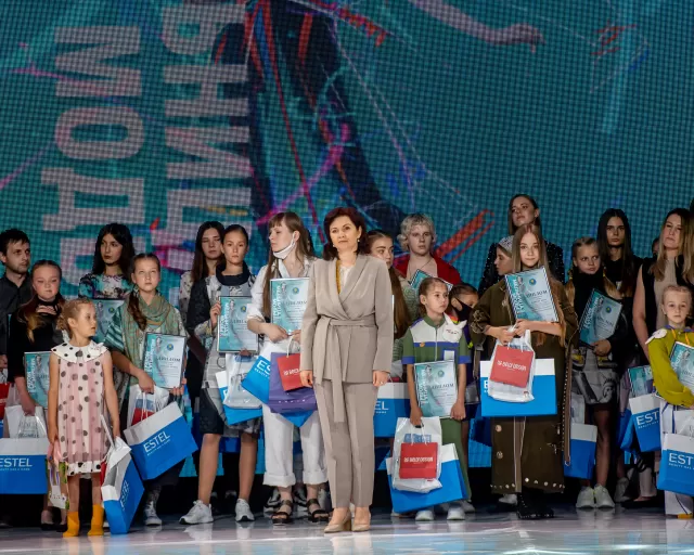 Финалист «Мельница моды-2020» создала коллекцию из тканей «Моготекс»