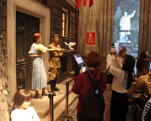 Молодые специалисты ОАО "Моготекс" посетили самый современный музей - Музей Славы Могилевщины