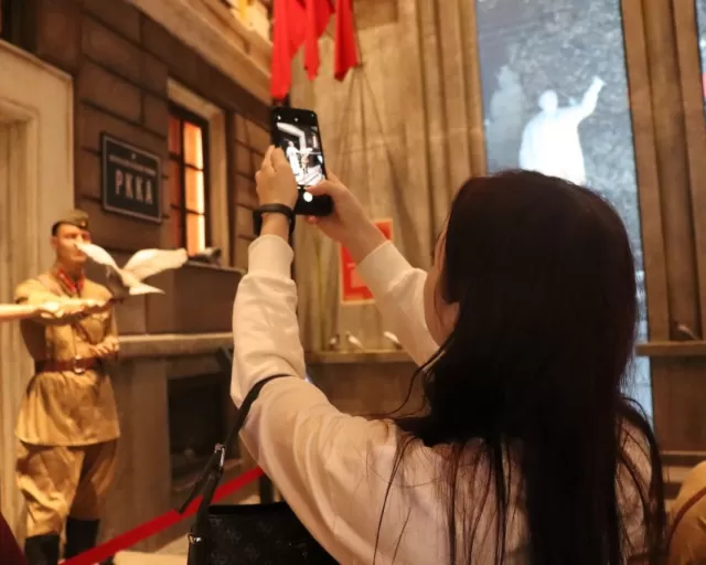 Молодые специалисты ОАО "Моготекс" посетили самый современный музей - Музей Славы Могилевщины