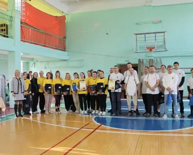 Спортивно-развлекательный праздник "Спортфест: семейные приключения"